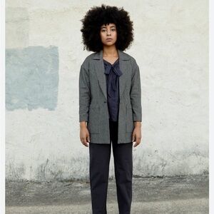 esby Grey Textured Blazer